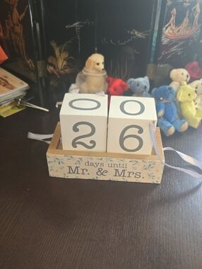 Wedding Countdown Blocks - Cream and Gray 'days until Mr. & Mrs.'